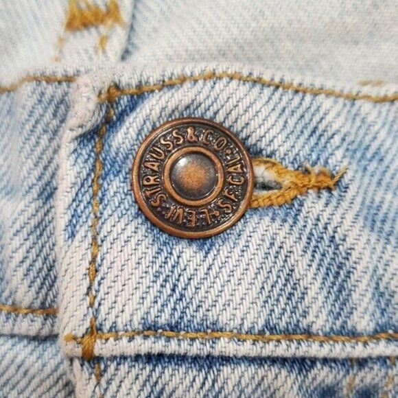 Levi's Vintage Orange Tab 560 Light Wash Jean Shorts Size 40 - Picture 8 of 12